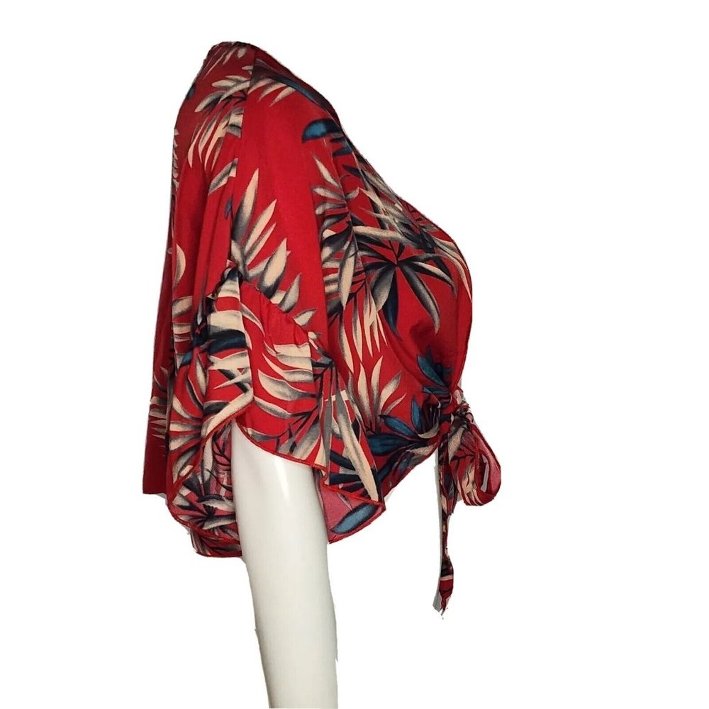 Shein Curve Top Womens Plus Size 1X Red Floral Short Sleeve Crop Tie Front - Picture 4 of 7